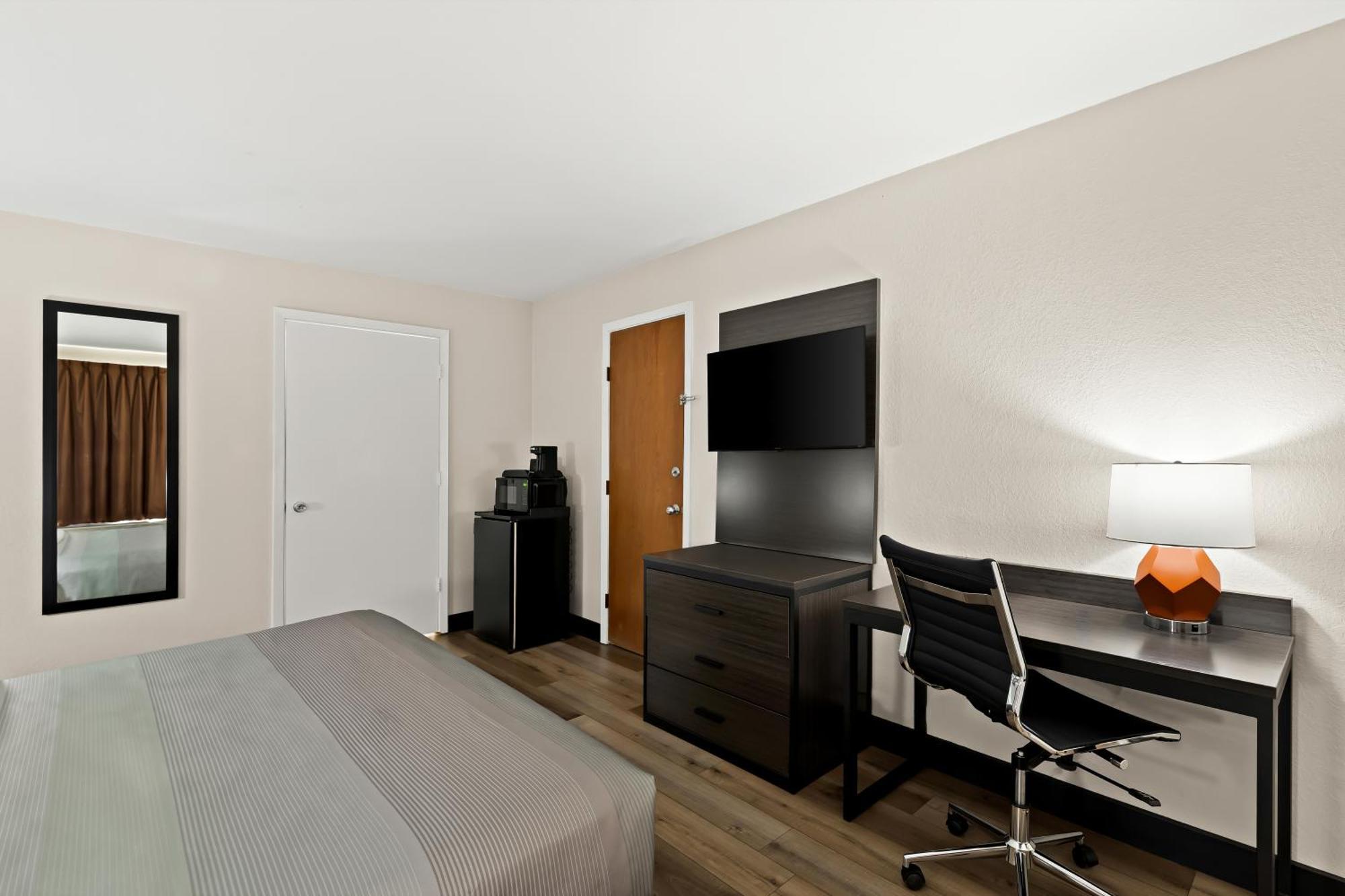 Quality Inn & Suites Dumas Esterno foto