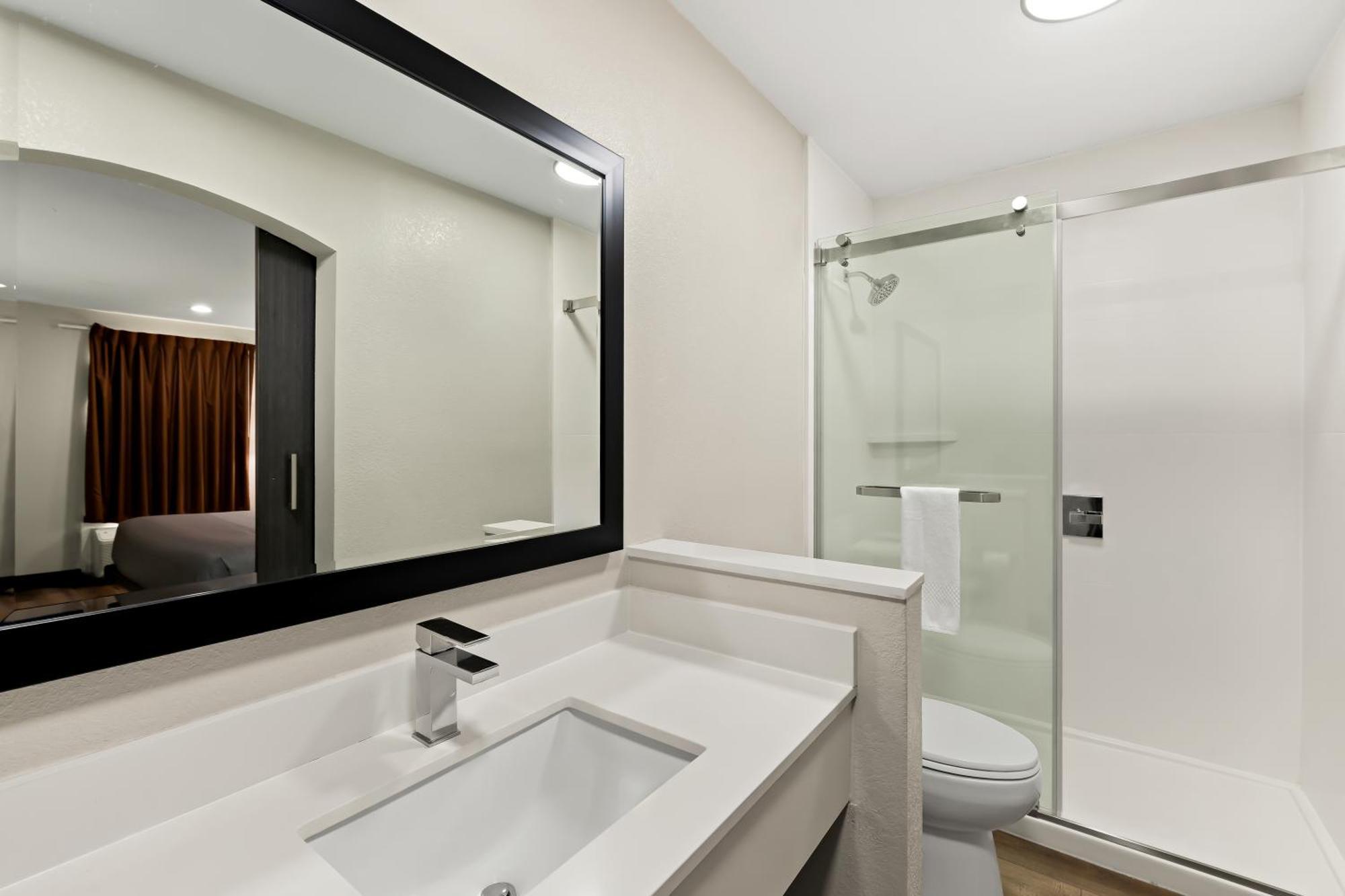Quality Inn & Suites Dumas Esterno foto