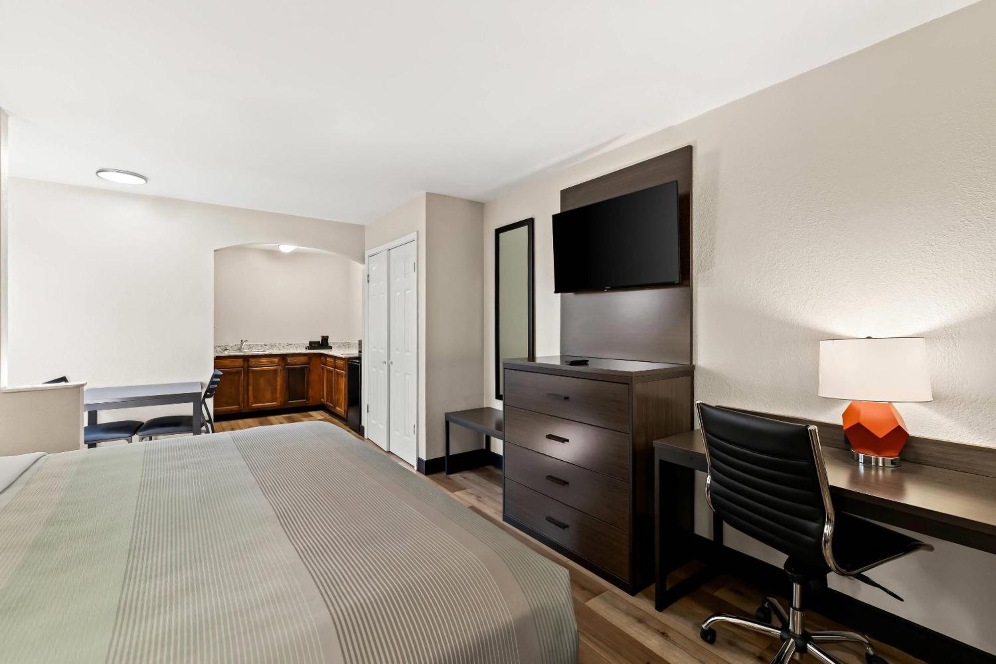 Quality Inn & Suites Dumas Esterno foto