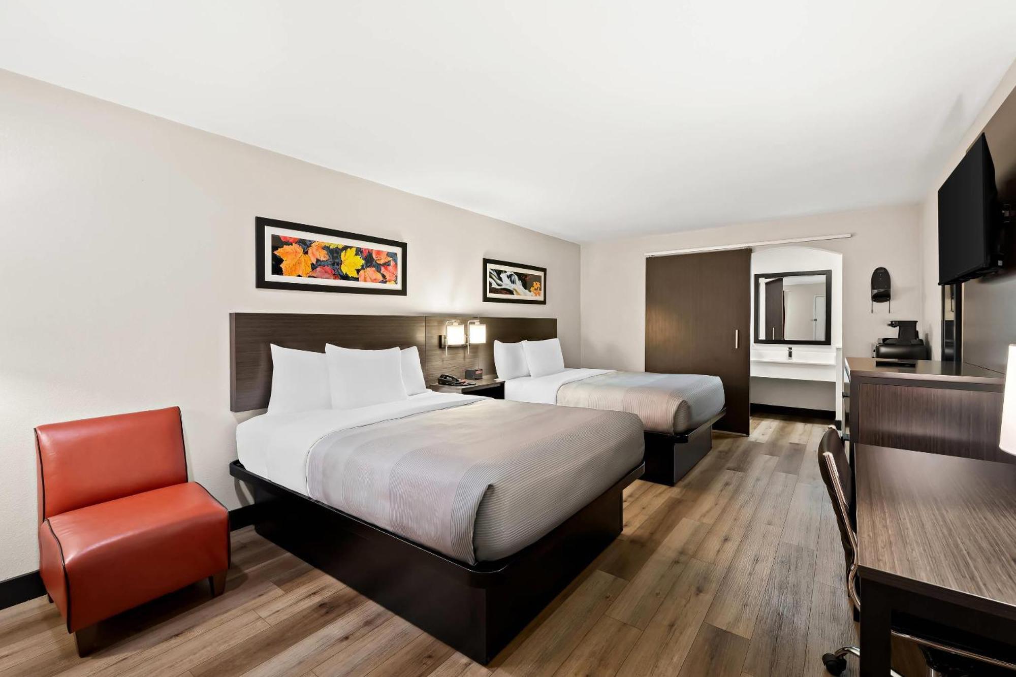 Quality Inn & Suites Dumas Esterno foto