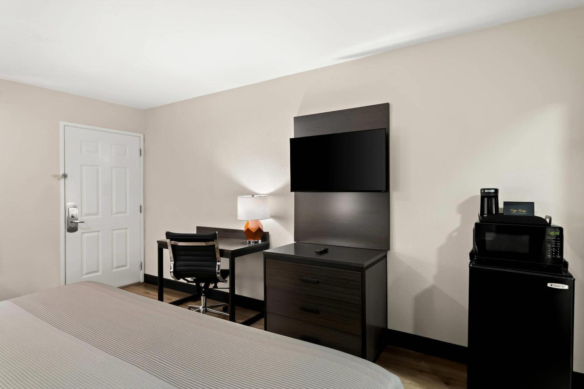 Quality Inn & Suites Dumas Esterno foto