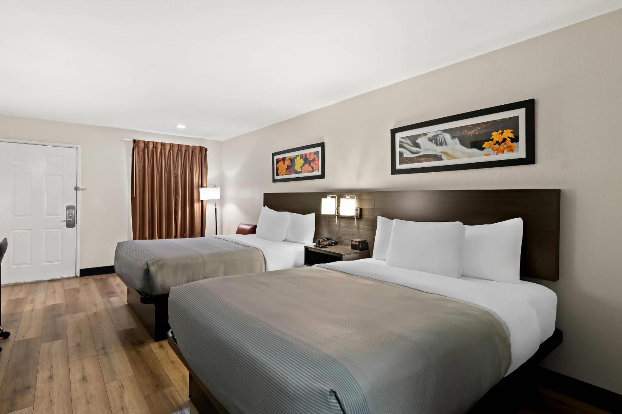 Quality Inn & Suites Dumas Esterno foto